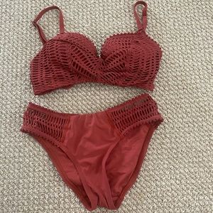 Never worn robin piccone swimsuit set